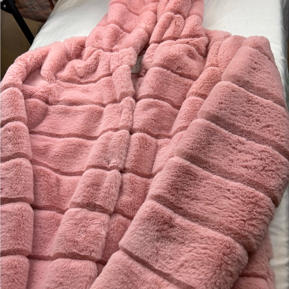 Cavalini Pink Teddy Jacket - Picture 4 of 7